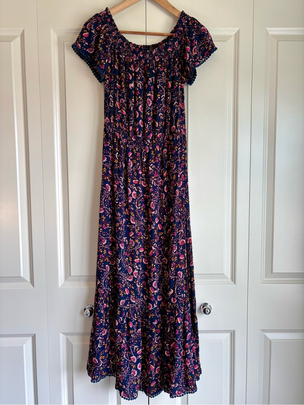 Old Navy Floral-Print Off-the-Shoulder Waist-Defined Maxi Dress size small - Picture 2 of 11